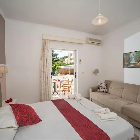 Oda ve Kahvaltı Grand Rawia Studio Tsilivi (Zakynthos)
